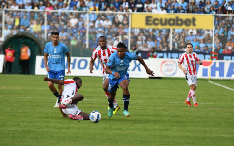Técnico Universitario en el empate 1-1 ante Macará