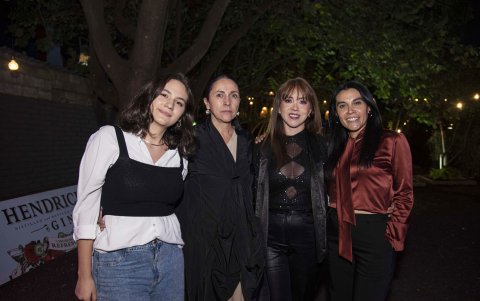 Andrea Mantilla, representante de la marca Lula Kirei; Marcela Amoroso, diseñadora de Pomarosa; Marietta Carpio, diseñadora MC; y Tannia Idrovo, diseñadora de la marca Gigi Bayona.

AG-EXTERNOS