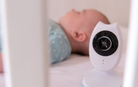 Los monitores para bebés, al operar en frecuencias cercanas a las de tu router WiFi, pueden causar interferencias.