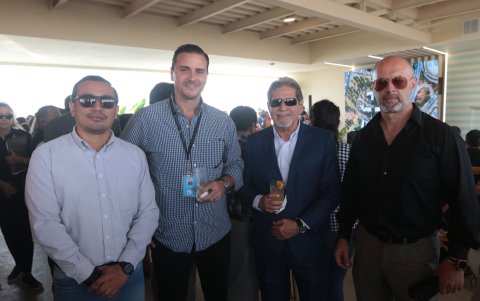 Renato Díaz, Andrés Achi, Jaime Landívar y Diego Cordero.