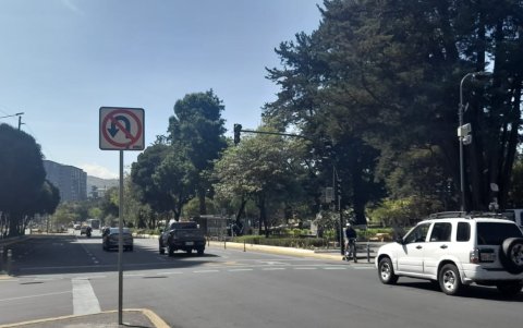 Los semáforos de la avenida Patria se apagaron, tras el corte de energía eléctrica de este 7 de septiembre de 2024.