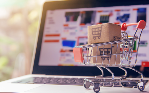 La ruta de los productos de Temu a Ecuador empieza en China y llegan a un centro logístico a Miami (Estados Unidos) para luego llegar a Ecuador.