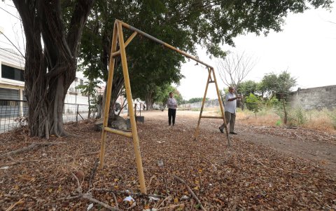 Los juegos solo son pedazos de fierro inservibles, denuncian los vecinos.