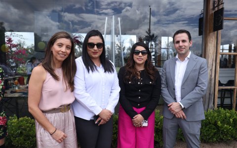 Ana Vásconez, Estefanía Hernández, Polet Herrera y Daniel Darquea.