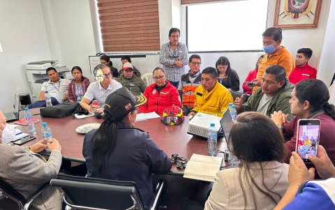 El Comité de Operaciones de Emergencia (COE) cantonal de Sigchos se reunió la tarde de este jueves 12 de septiembre,