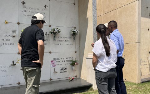 Visita. Entre los recorridos que ofertará Parque de la Paz es la de los personajes famosos de la ciudad que yacen en sus mausoleos.