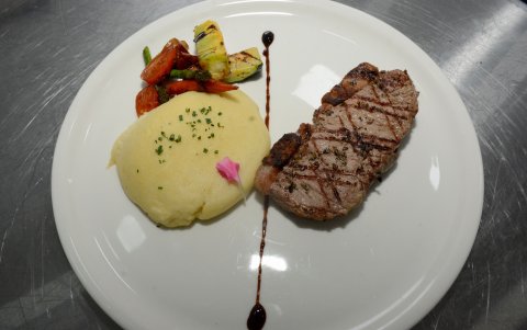 Acá lo fantástico fue el puré de papa.