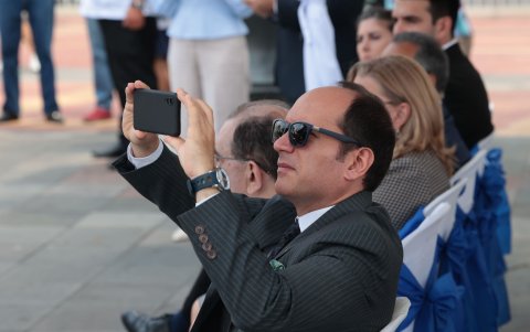 Eliseo Mosconi no quiso perderse ni un detalle.