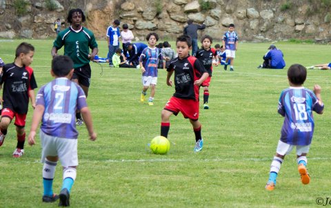Los padres de Juancho son oriundos de Colombia, pero él nació en Cuenca.