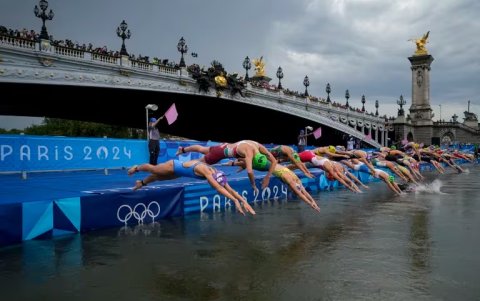 Las pruebas de aguas abiertas y triatlón en los Olímpicos fueron modificadas por los picos altos de contaminación.