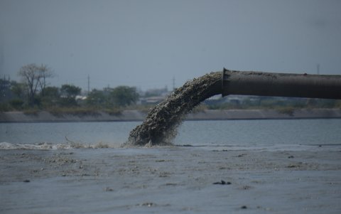 Proceso. EXPRESO constató que el sedimento extraído llega a Durán.