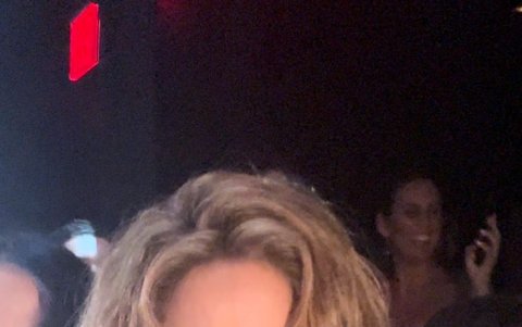 Shakira y Yuribeth Cornejo.