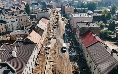 Una vista del puente destruido en la ciudad de Glucholazy en el voivodato de Opole, Polonia, el 18 de septiembre de 2024.