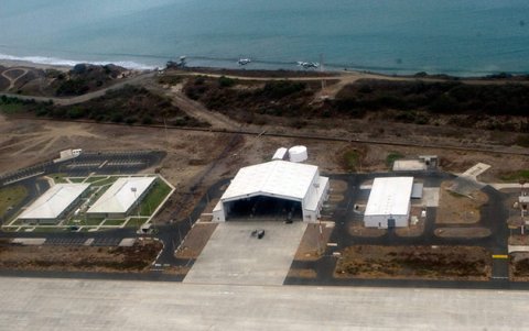 Vista aérea de la antigua Base militar de operaciones de Estados Unidos en Manta.