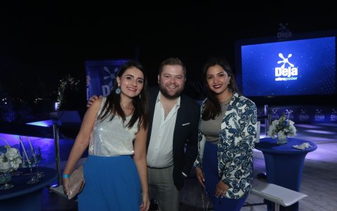 Nathalia González, Alejandro Tobar y Elena Nolasco.