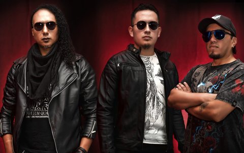 Roberto Peñafiel, Diego Cevallos y Willy Nazca forman la banda de metal progresivo quiteña Timet
