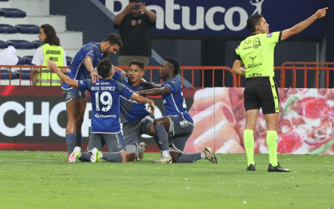 Emelec gana el encuentro.