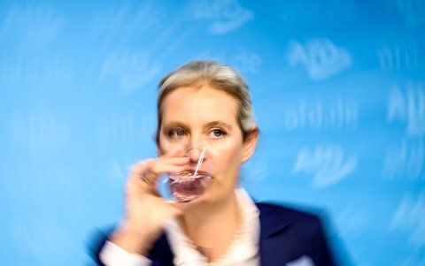 La vicepresidenta de Alternativa para Alemania (AfD), Alice Weidel, asiste a una conferencia de prensa del partido