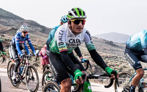 Jefferson Cepeda durante una competencia con el equipo español Caja Rural.