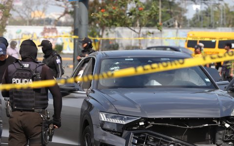 En la escena del crimen, se encontraron 84 indicios balísticos.