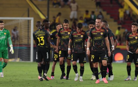 Barcelona suma 13 puntos y ocupa el séptimo puesto en la tabla.