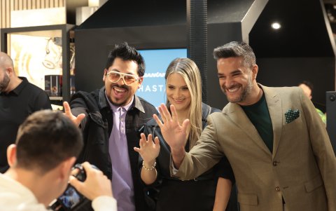 Samantha Penilla acompañada de Xavier Calderón y Elías Diab.