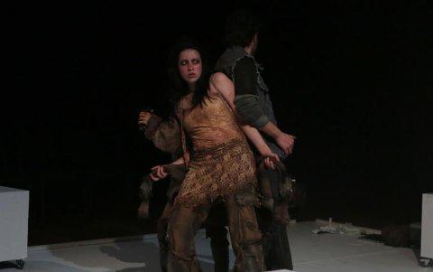 Obra teatral en una adaptación uruguaya de seis cuentos.