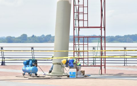 En el sitio se ejecutan arreglos.