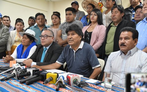 El expresidente boliviano Evo Morales (2006-2019) mientras habla en una rueda de prensa en Cochabamba (Bolivia).