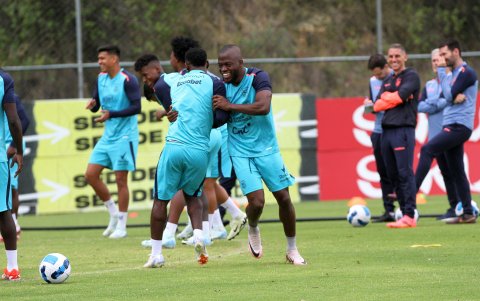 La selección de Ecuador enfrentará a Paraguay y Uruguay en la fecha 9 y 10 de la eliminatorias.
