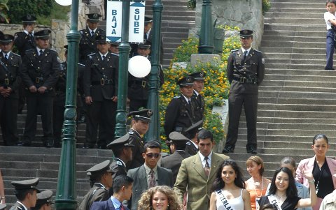 Candidatas durante su paso por Guayaquil.