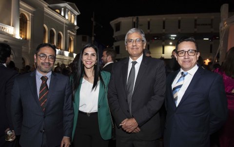 David Vaca, Yolanda Flores, Eduardo Zeballos y Marcelo Peralta.