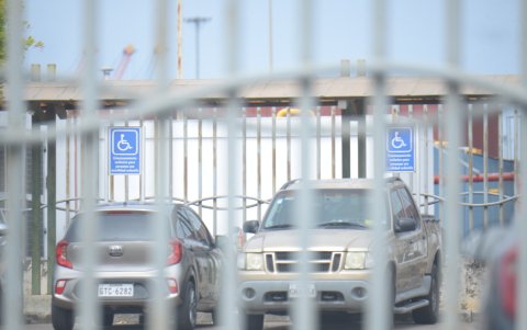 Las fechas de defunción de los cadáveres coinciden con la de tres administraciones.