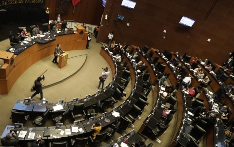 Una vista general de una sesión plenaria del Senado de México, en la Ciudad de México (México).
