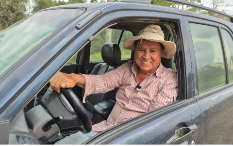 Pedro Centeno se transporta constantemente desde Boca de Agua Fría hacia Balzar o Guayaquil, en Guayas. Asimismo, se dirige hacia sectores del cantón Santa Ana, de Manabí.
