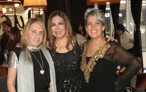 Pocha López, Mercedes Váscones y Lorena Gilbert.