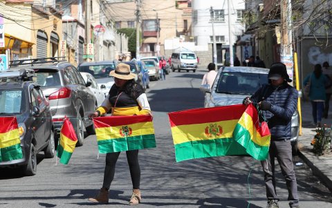 Un grupo de personas participando en una manifestación en La Paz (Bolivia).