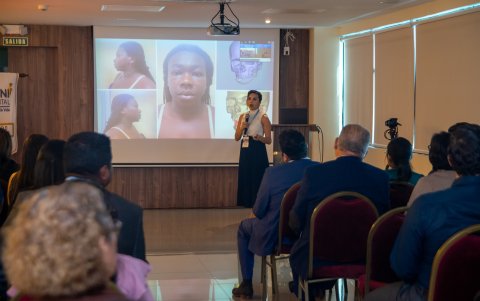 Como parte de las XI Jornadas Médicas hubo exposiciones de los más recientes avances científicos en diversos campos de la Medicina.