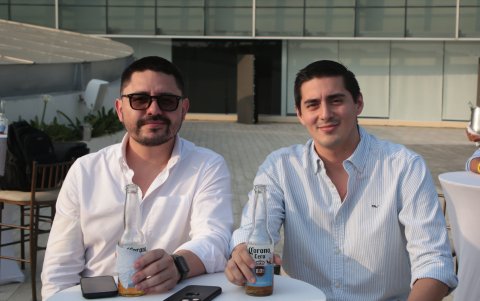 Edwin Jarrín y Piero Samaniego.