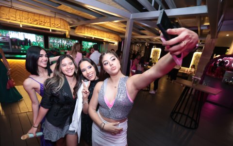 Mariuxi  Cabezas, Renata Contreras, Valentina Encalada y Nashly Lainez.