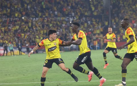 Gol de Álex Rangel y fiesta amarilla en el Monumental.