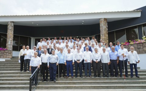 Cerca de 80 excompañeros se reunieron para la celebración en Club Biblos, en Samborondón.