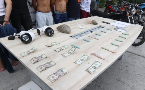 El operativo incautó 100 kilos de cocaína.