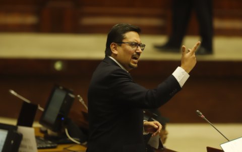 Leonardo Berrezueta, asambleísta en su derecho a la réplica