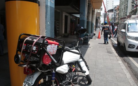 Oferta. Debido a la falta de equipos, algunos aprovechan. Por ese pedían $ 950.