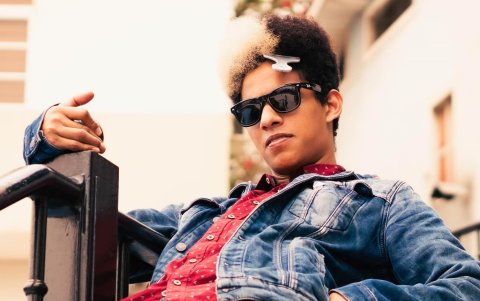 Javier Vera estudió Música en la Universidad Católica y además tiene formación de conservatorio.