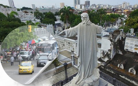 Durante el feriado, las zonas cercanas al cementerio se suelen colapsar
