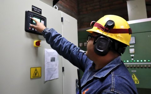 Aglomerados Cotopaxi genera su propia energía, lo que no altera la jornada laboral.