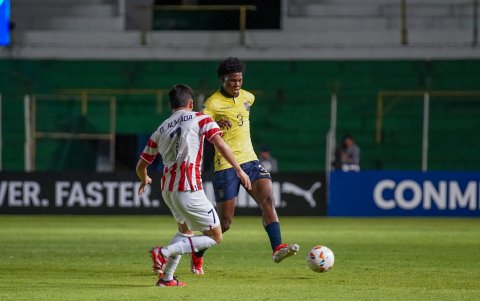 Burbano cree que Deinner Ordóñez, zaguero tricolor, podrá llegar a la selección de mayores.