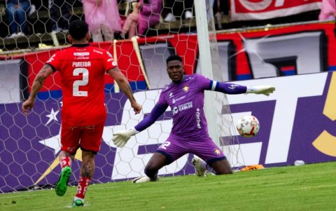 El arquero está en su mejor momento y es la ‘muralla’ del Rojo.